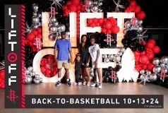 RocketsLiftOffBtB_094944