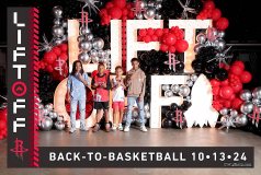 RocketsLiftOffBtB_100330