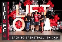 RocketsLiftOffBtB_103108